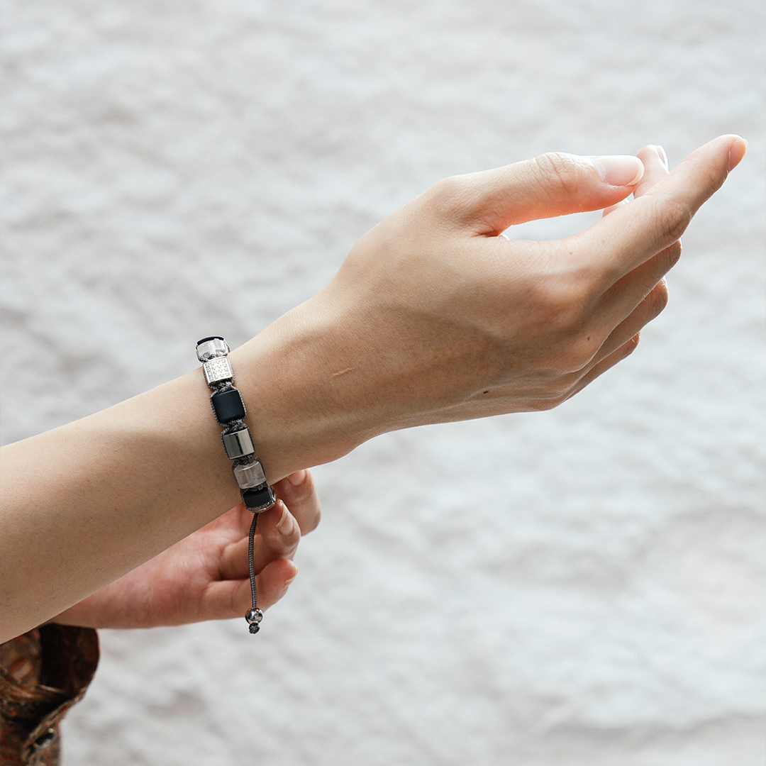 Nouvelle丨weave丨白水晶。黑瑪瑙手鍊