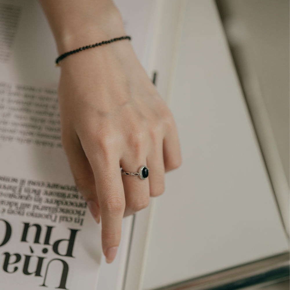 Obsidian Serenade|黑曜石細手鍊