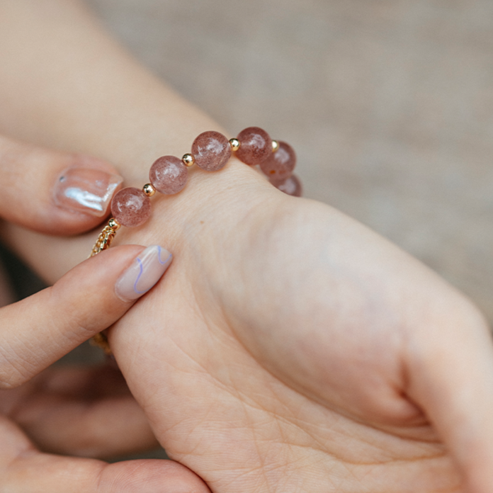 草莓晶手鏈|人緣。愛情