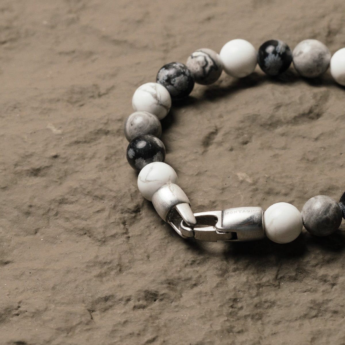 白松石Howlite